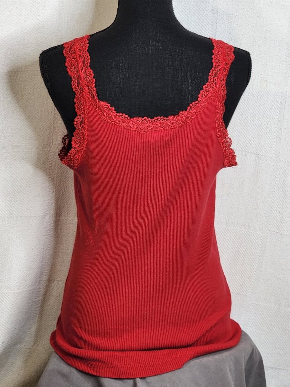 Chico's Red Ribbed Cotton Span Lace Neckline Straps Tank Top Chico Sz 3 US XL 16 - Picture 11 of 16